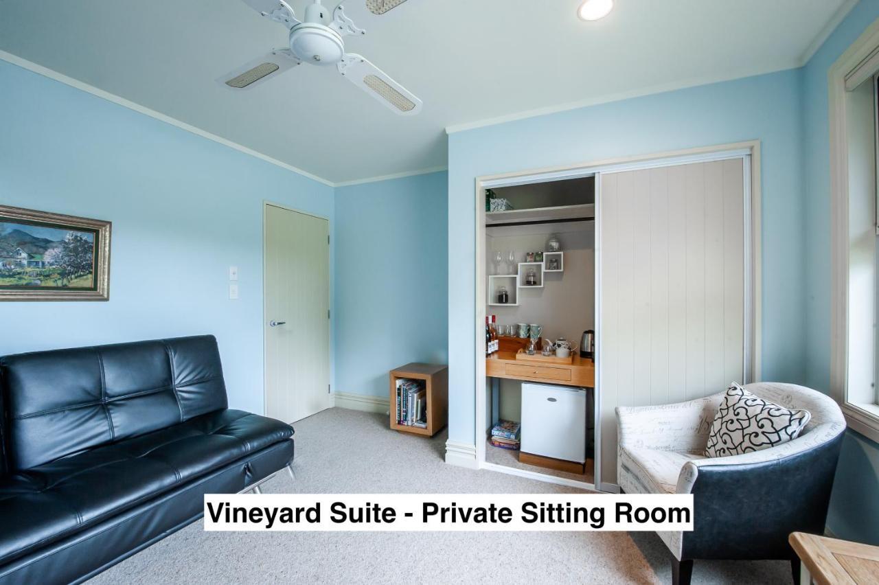アレクサンドラ Grey Ridge Vineyard Experience Bed & Breakfast エクステリア 写真