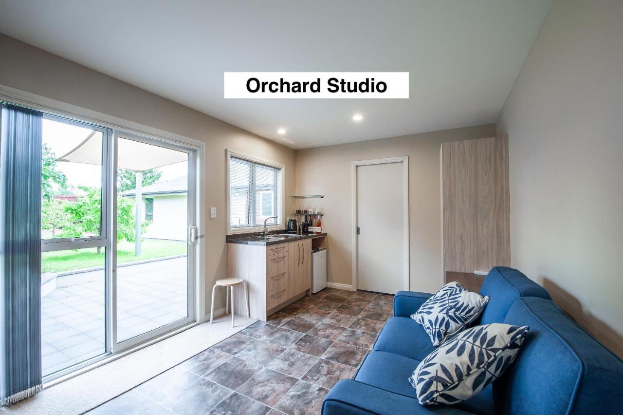 アレクサンドラ Grey Ridge Vineyard Experience Bed & Breakfast エクステリア 写真